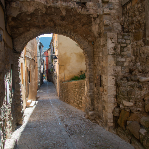 besalu